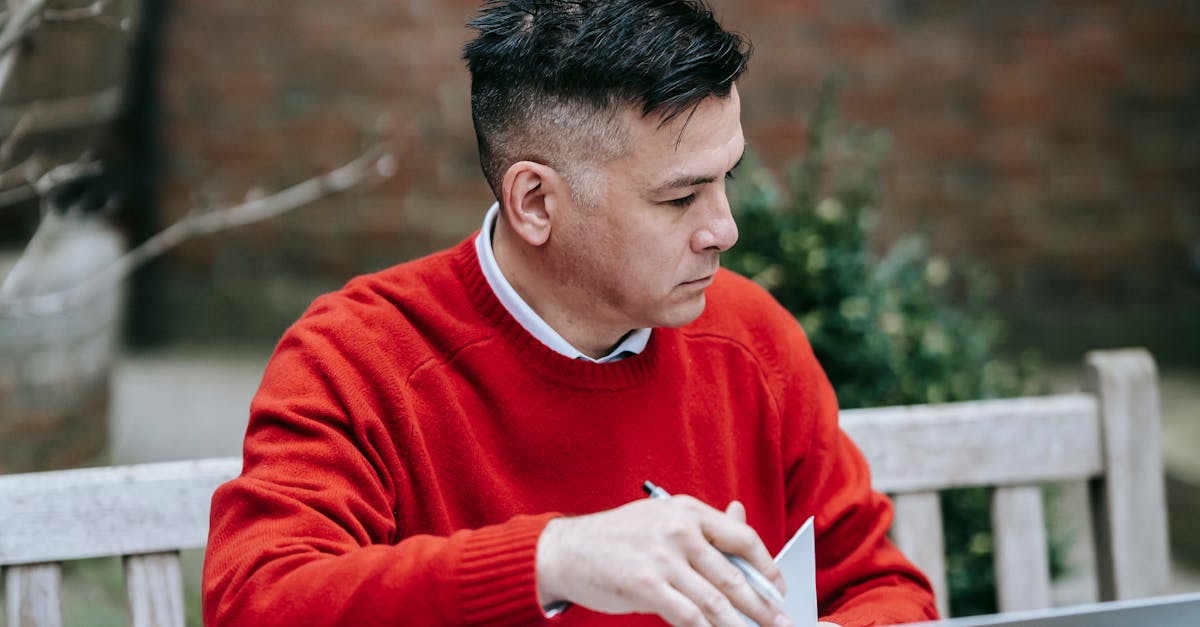 Custom Shelving Ideas to Enhance Garden Office Design