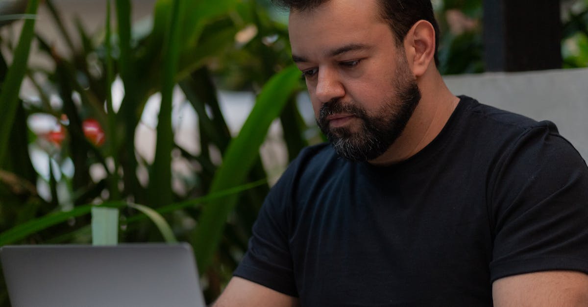 The Best Storage Ideas for a Tidy Garden Office Environment