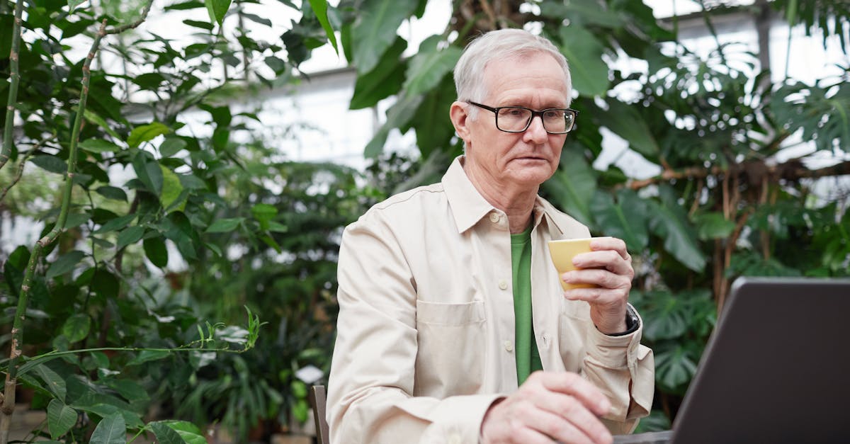 The Impact of Dark Shades on Focus and Productivity